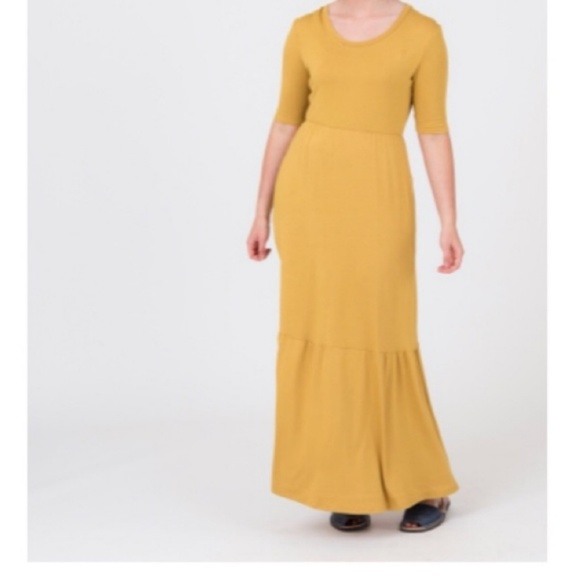 Agnes & Dora "Hera" Black Short Sleeve Maxi Dress - Picture 7 of 8